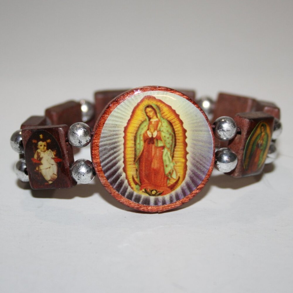 Vintage wooden and silver Mother Mary Catholic Bracelet 7"